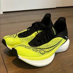Saucony Men's Vibrant Yellow and Black Athletic Shoes